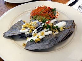 �^�[�g���x�C�̃��X�g�����ŐH�ׂ��ؓ��̂͂��ݗg��