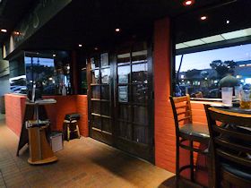 ���A���E�K�X�g���p�u�@������t��