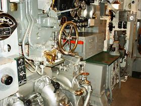 �����́@�{�[�t�B���̑D��