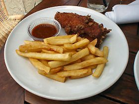 �u�����[���[���̃t�B�b�V�����`�b�v�X