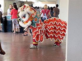 ���C�h�E�C���E�n���C�E�t�F�X�e�B�o���@���q��