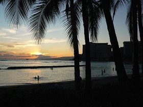 ���C�L�L�@�N�q�I�E�r�[�`����̃T���Z�b�g