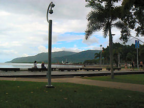 �P�A���Y�̃r�[�`