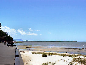 �P�A���Y�̃r�[�`