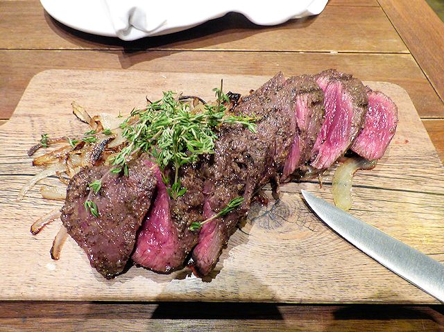 �A�y�e�C�[�g�̃n���K�[�X�e�[�L